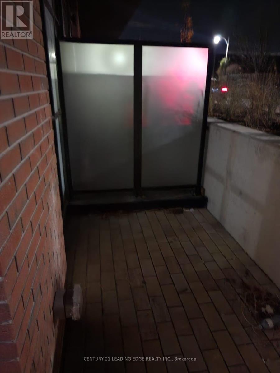 107 - 2300 St Clair Avenue W, Toronto (Junction Area), Ontario  M6N 0B3 - Photo 6 - W12640958