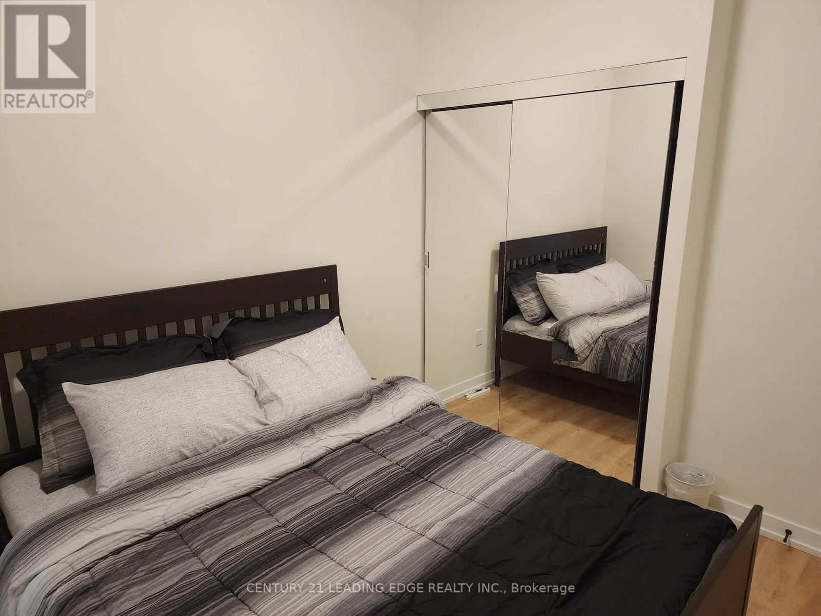 107 - 2300 St Clair Avenue W, Toronto (Junction Area), Ontario  M6N 0B3 - Photo 8 - W12640958