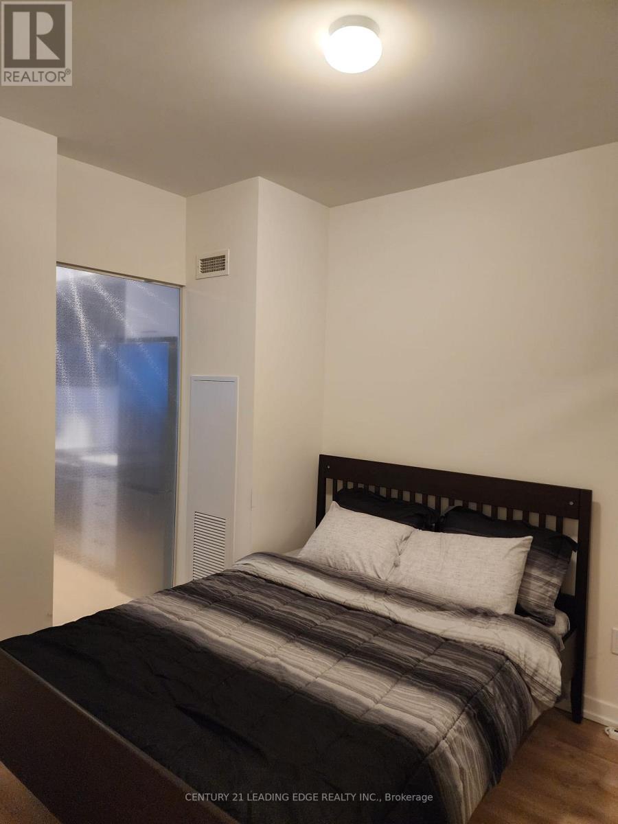 107 - 2300 St Clair Avenue W, Toronto (Junction Area), Ontario  M6N 0B3 - Photo 9 - W12640958