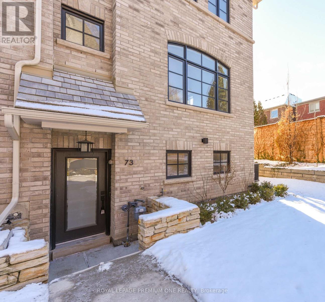 73 - 40 Lunar Crescent, Mississauga, Ontario  L5M 2R4 - Photo 2 - W12640976