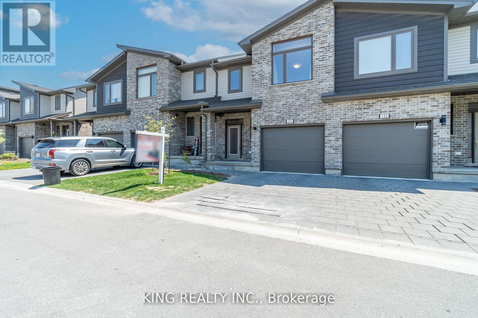 135 - 1960 DALMAGARRY ROAD E, London North, Ontario