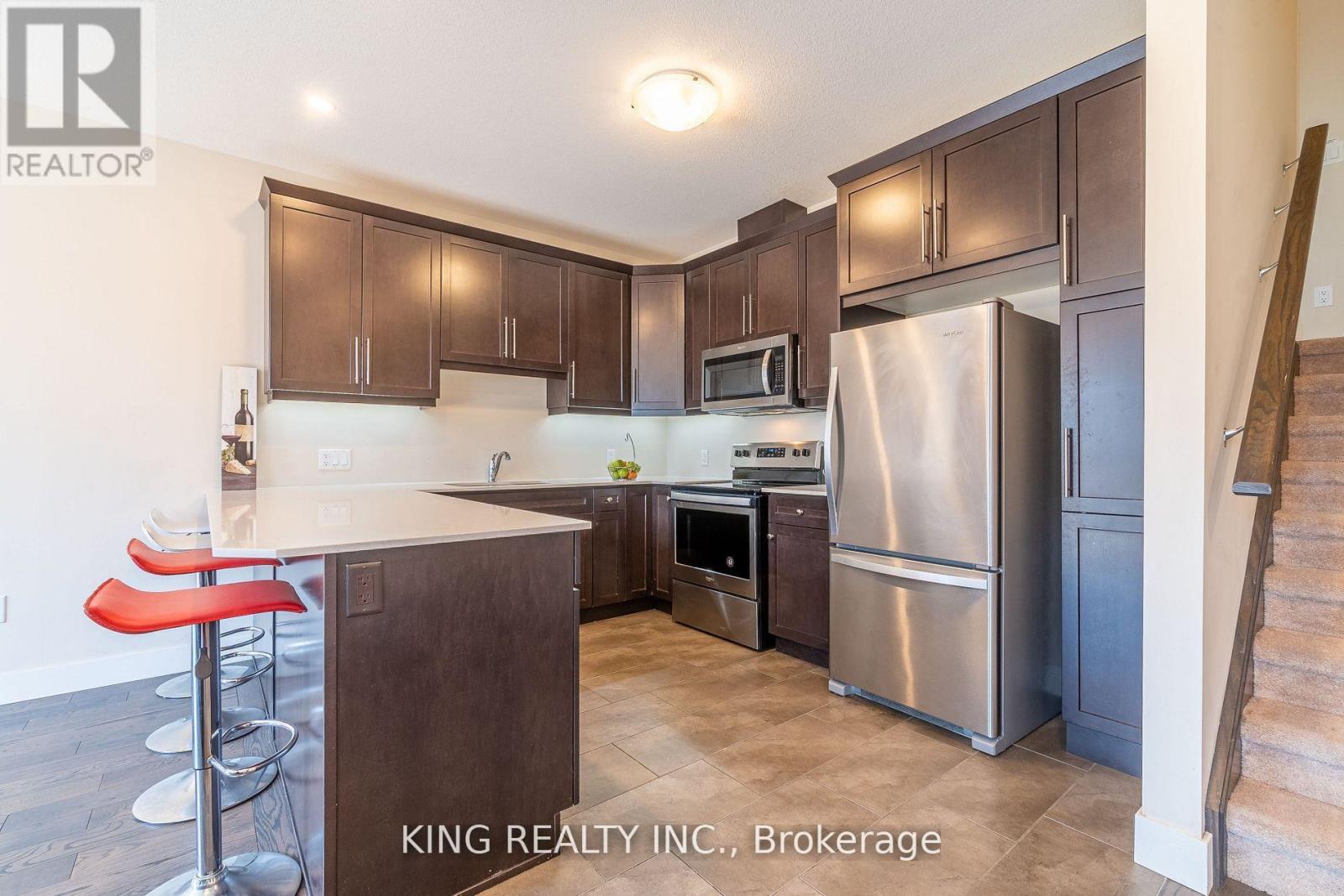 135 - 1960 Dalmagarry Road E, London North, Ontario  N6G 0T8 - Photo 12 - X12640902