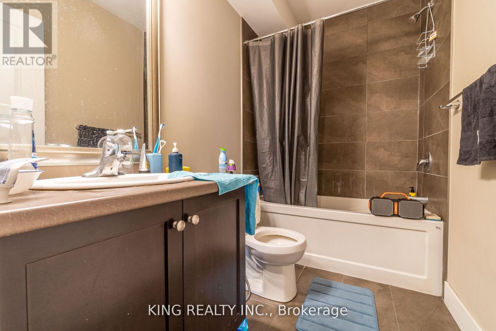 135 - 1960 Dalmagarry Road E, London North, Ontario  N6G 0T8 - Photo 32 - X12640902