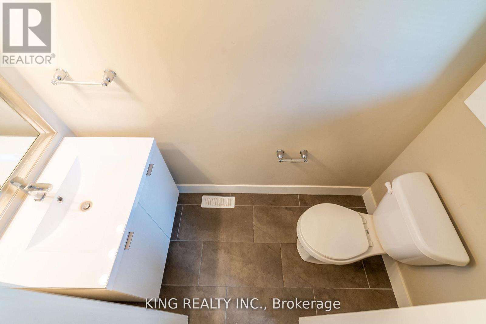 135 - 1960 Dalmagarry Road E, London North, Ontario  N6G 0T8 - Photo 5 - X12640902