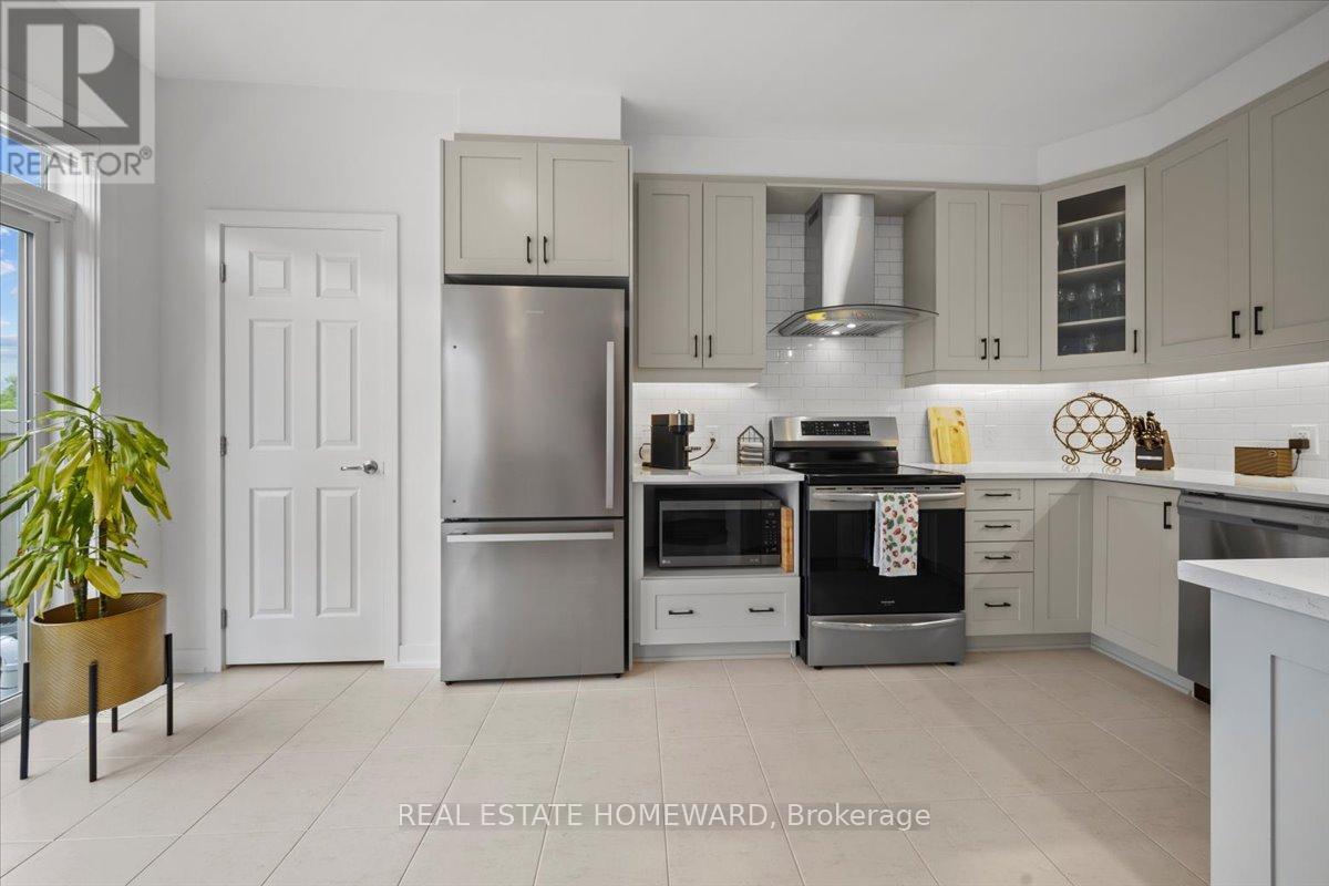 52 Kindred Row, Ottawa, Ontario  K2S 3A1 - Photo 8 - X12640908