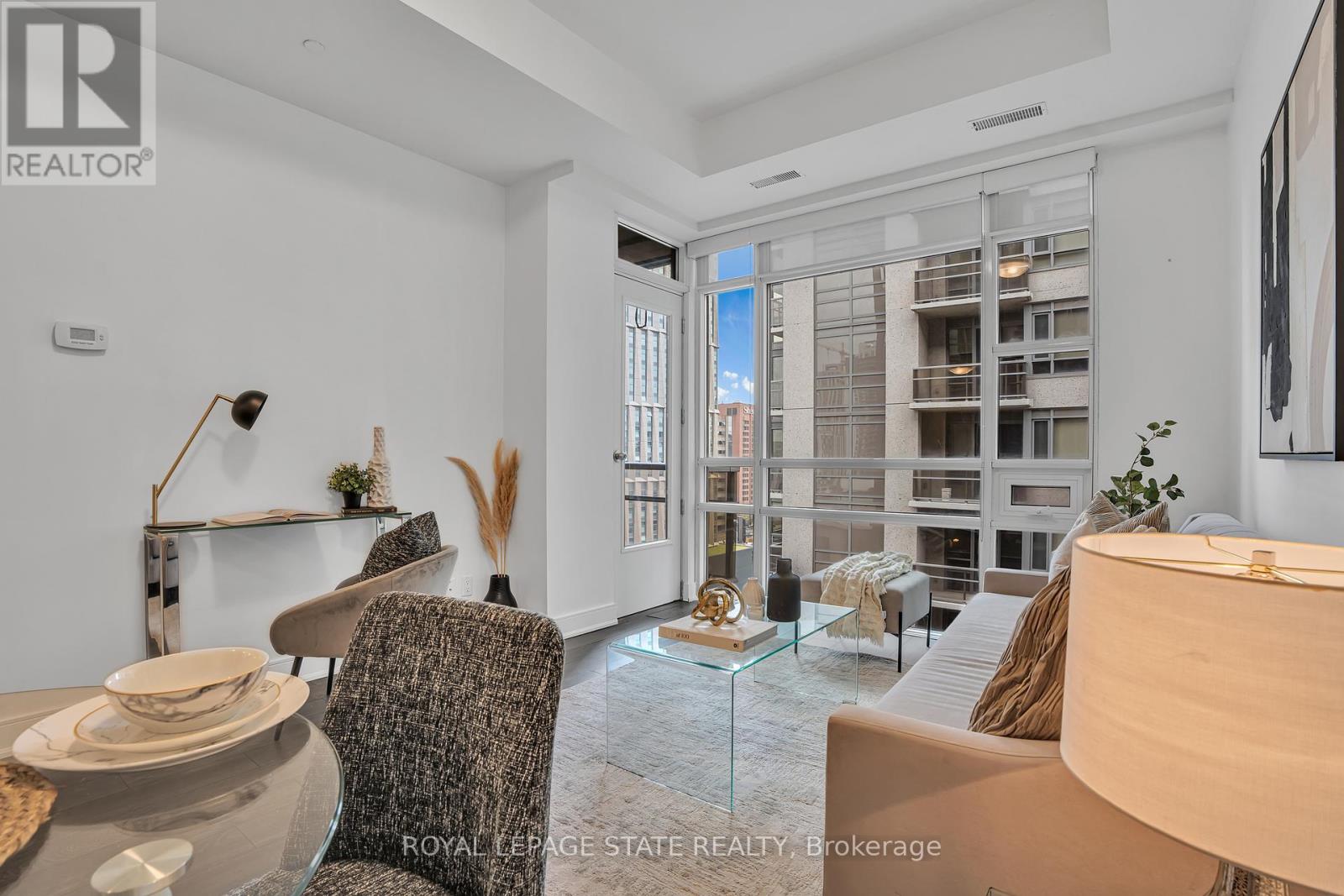 910 - 150 Main Street W, Hamilton, Ontario  L8P 1H8 - Photo 13 - X12640968