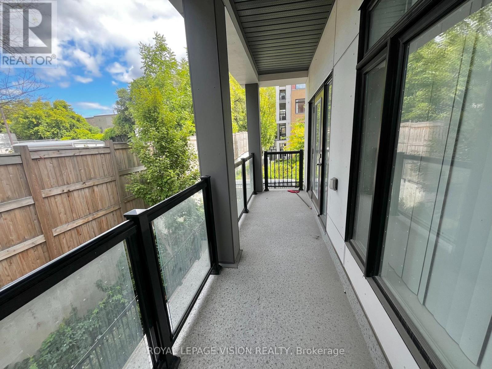 209 - 130 Canon Jackson Drive, Toronto, Ontario  M6M 0B7 - Photo 14 - W12628824