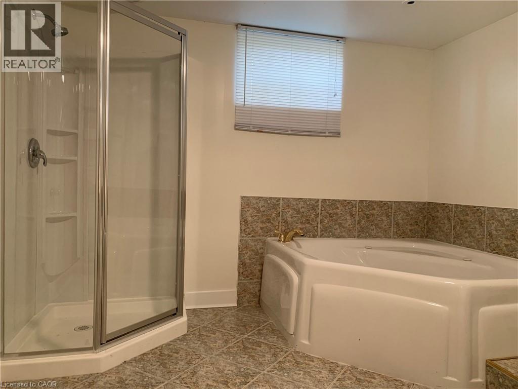 72 Southmeadow Crescent Unit# Lower, Stoney Creek, Ontario  L8G 3E7 - Photo 9 - 40794473