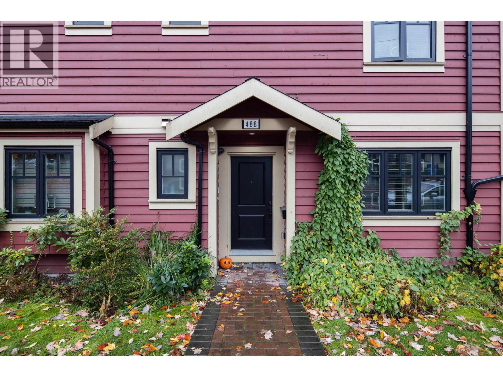 488 E 15th Avenue, Vancouver, British Columbia V5T 3N4 - Photo 2 - R3042098