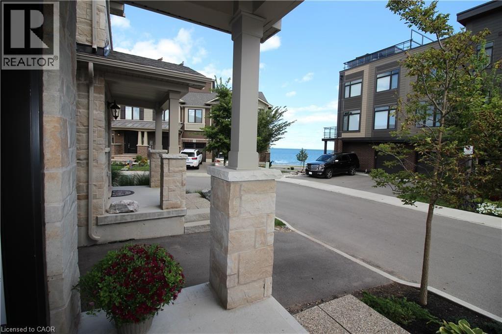 27 Waterview Lane, Grimsby, Ontario  L3M 0H2 - Photo 3 - 40794203