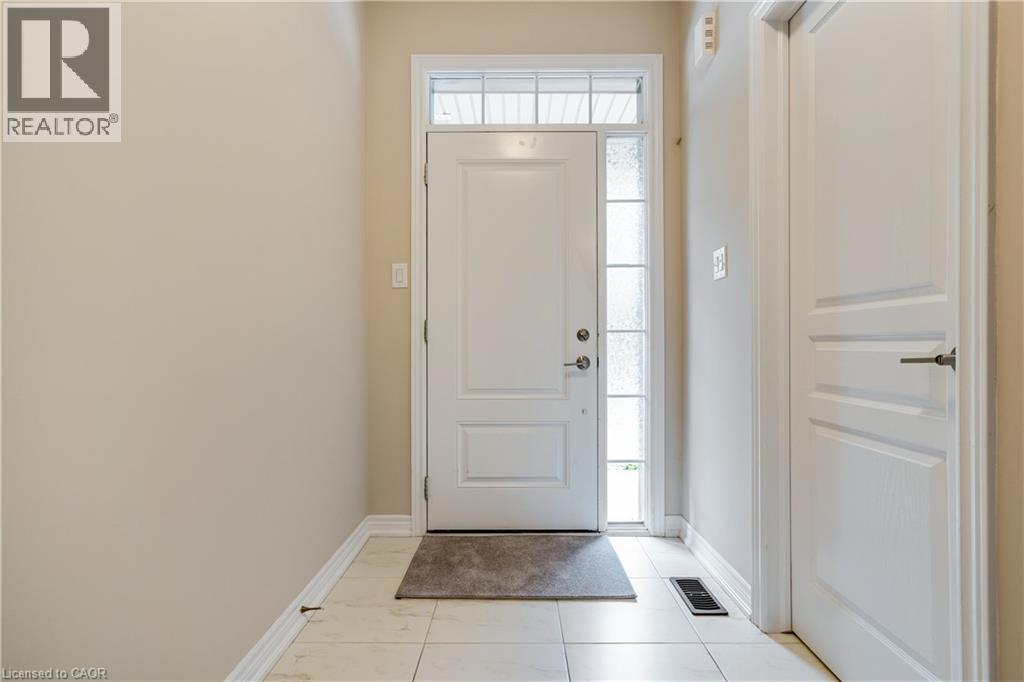 27 Waterview Lane, Grimsby, Ontario  L3M 0H2 - Photo 5 - 40794203