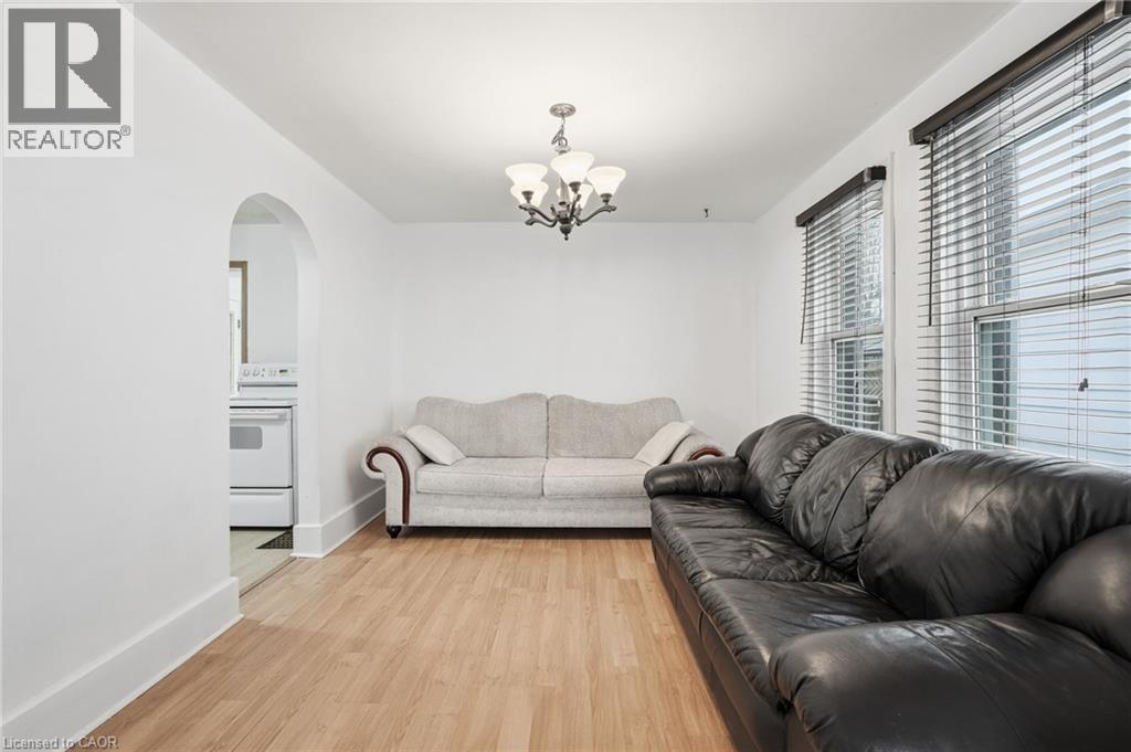 20 York Street, Welland, Ontario  L3B 4A6 - Photo 14 - 40794306