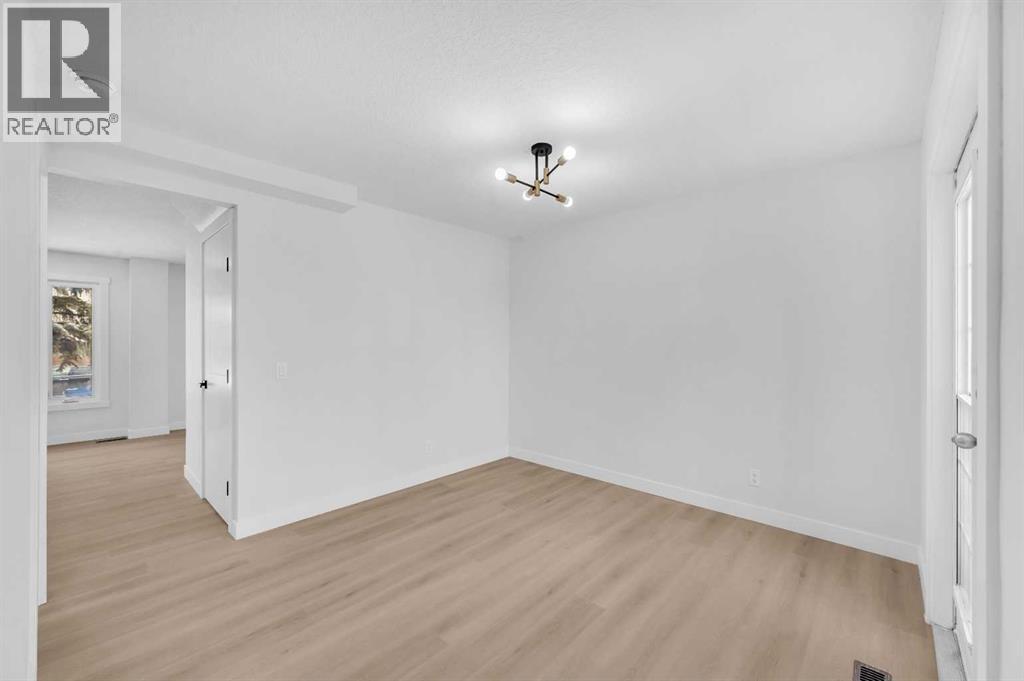 133 Erin Ridge Road Se, Calgary, Alberta  T2B 2W2 - Photo 12 - A2274344