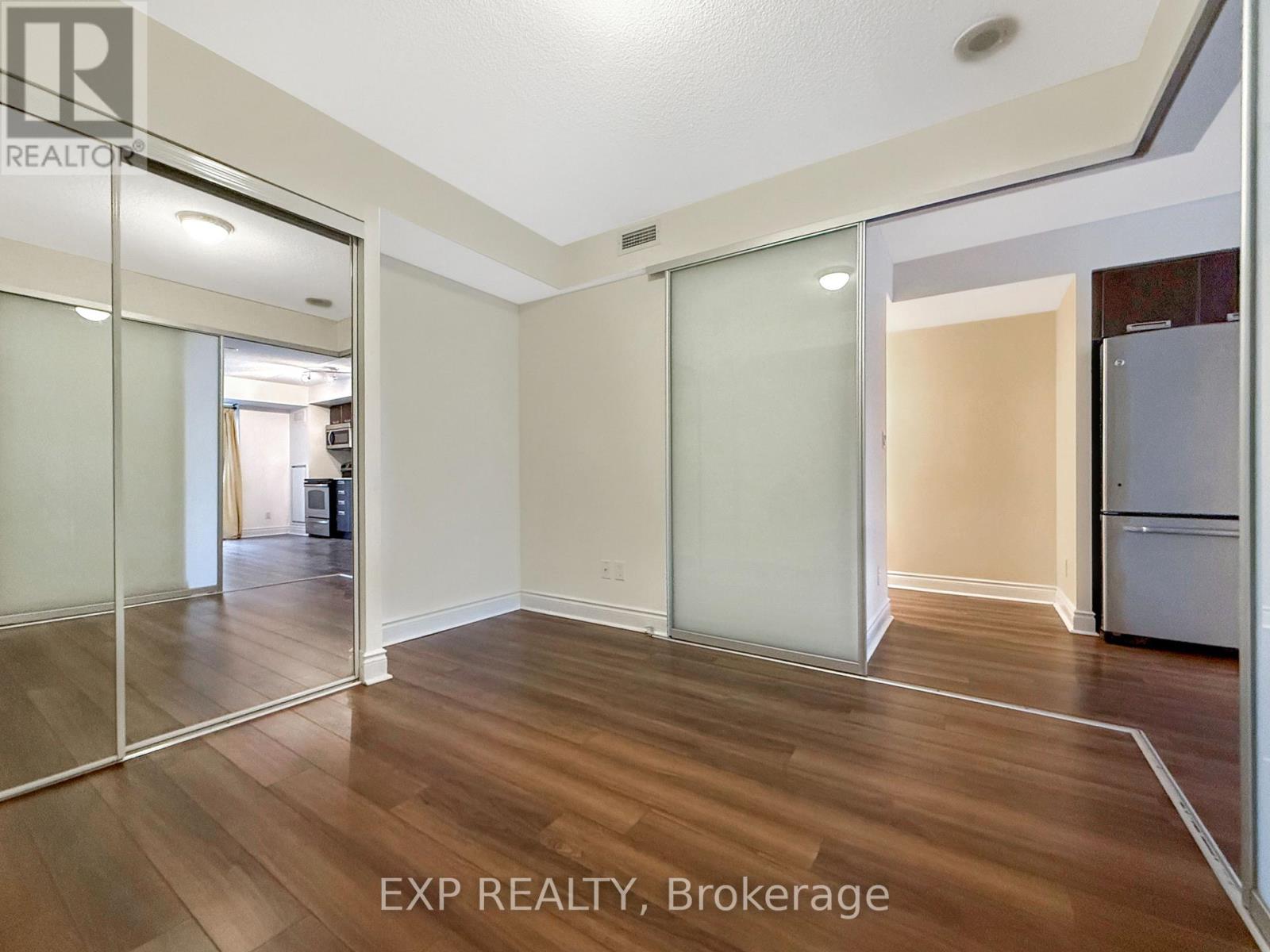 308 - 28 Ted Rogers Way, Toronto, Ontario  M4Y 2W7 - Photo 16 - C12641002