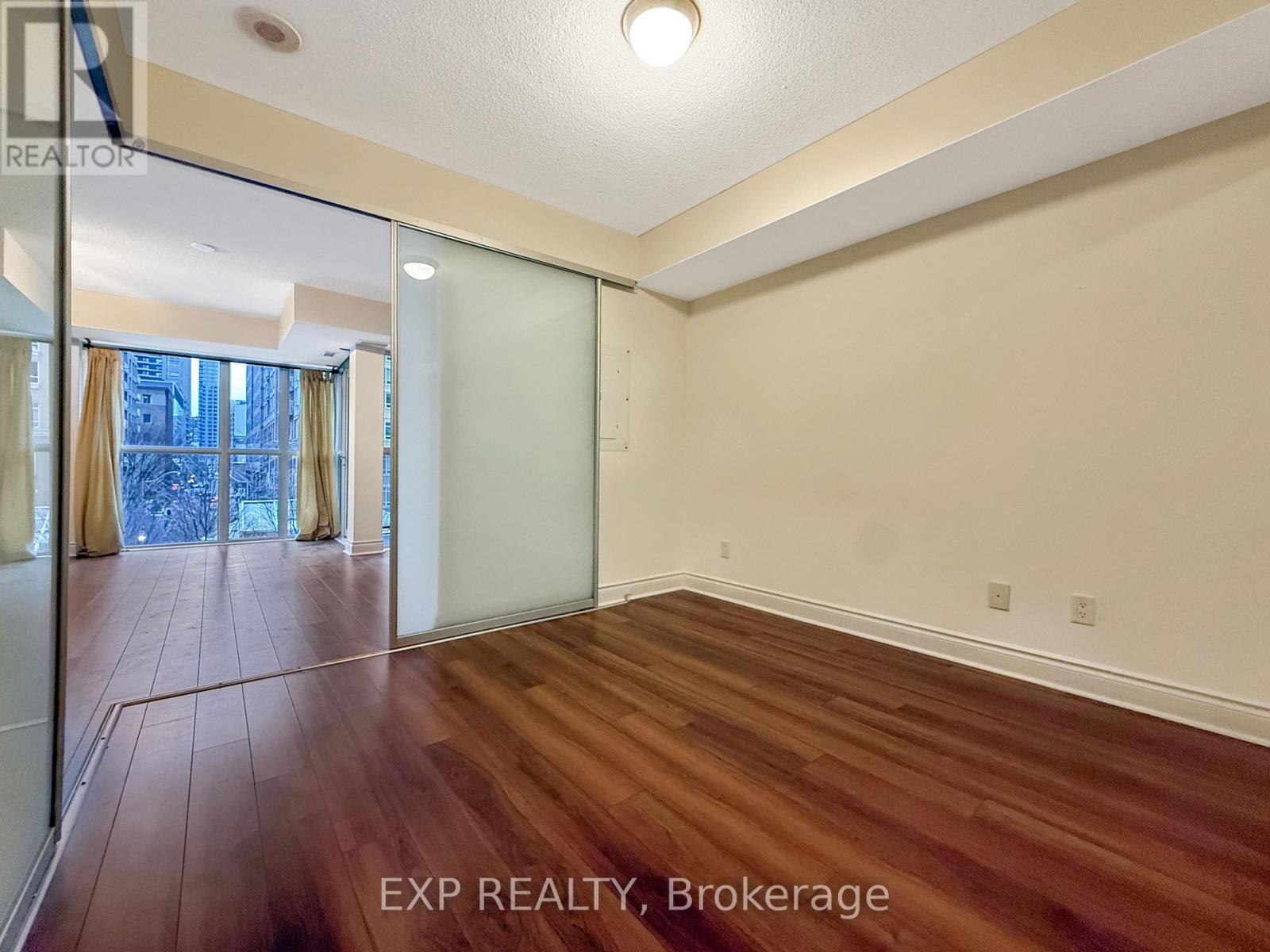 308 - 28 Ted Rogers Way, Toronto, Ontario  M4Y 2W7 - Photo 18 - C12641002