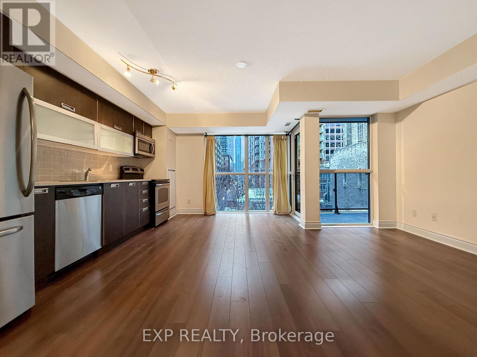 308 - 28 Ted Rogers Way, Toronto, Ontario  M4Y 2W7 - Photo 3 - C12641002