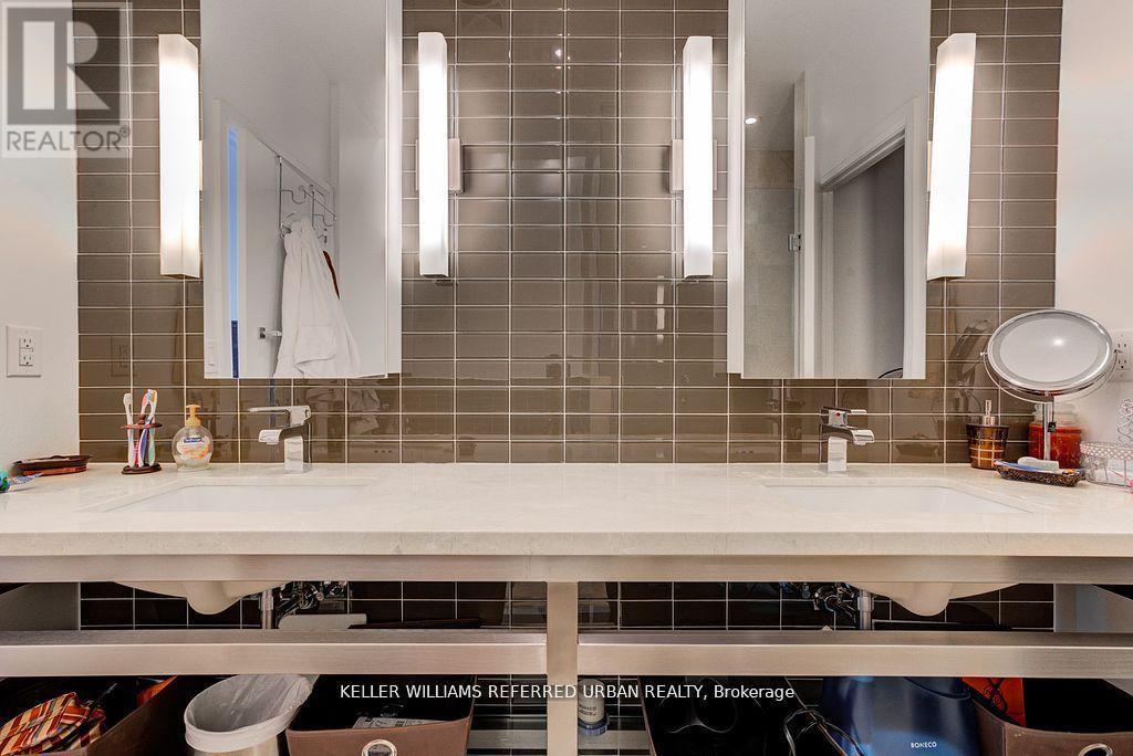 4406 - 80 John Street, Toronto, Ontario  M5V 3X4 - Photo 18 - C12641004