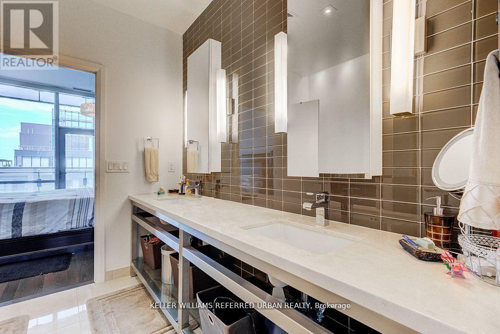 4406 - 80 John Street, Toronto, Ontario  M5V 3X4 - Photo 19 - C12641004