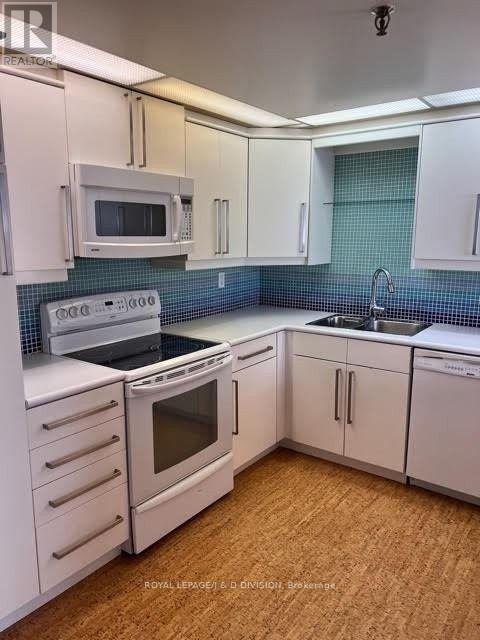 712 - 71 Front Street E, Toronto, Ontario  M5E 1T9 - Photo 6 - C12641084