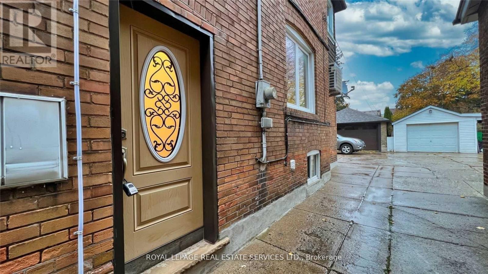 Lower - 87 Dawes Road, Toronto, Ontario  M4C 5B2 - Photo 6 - E12641010