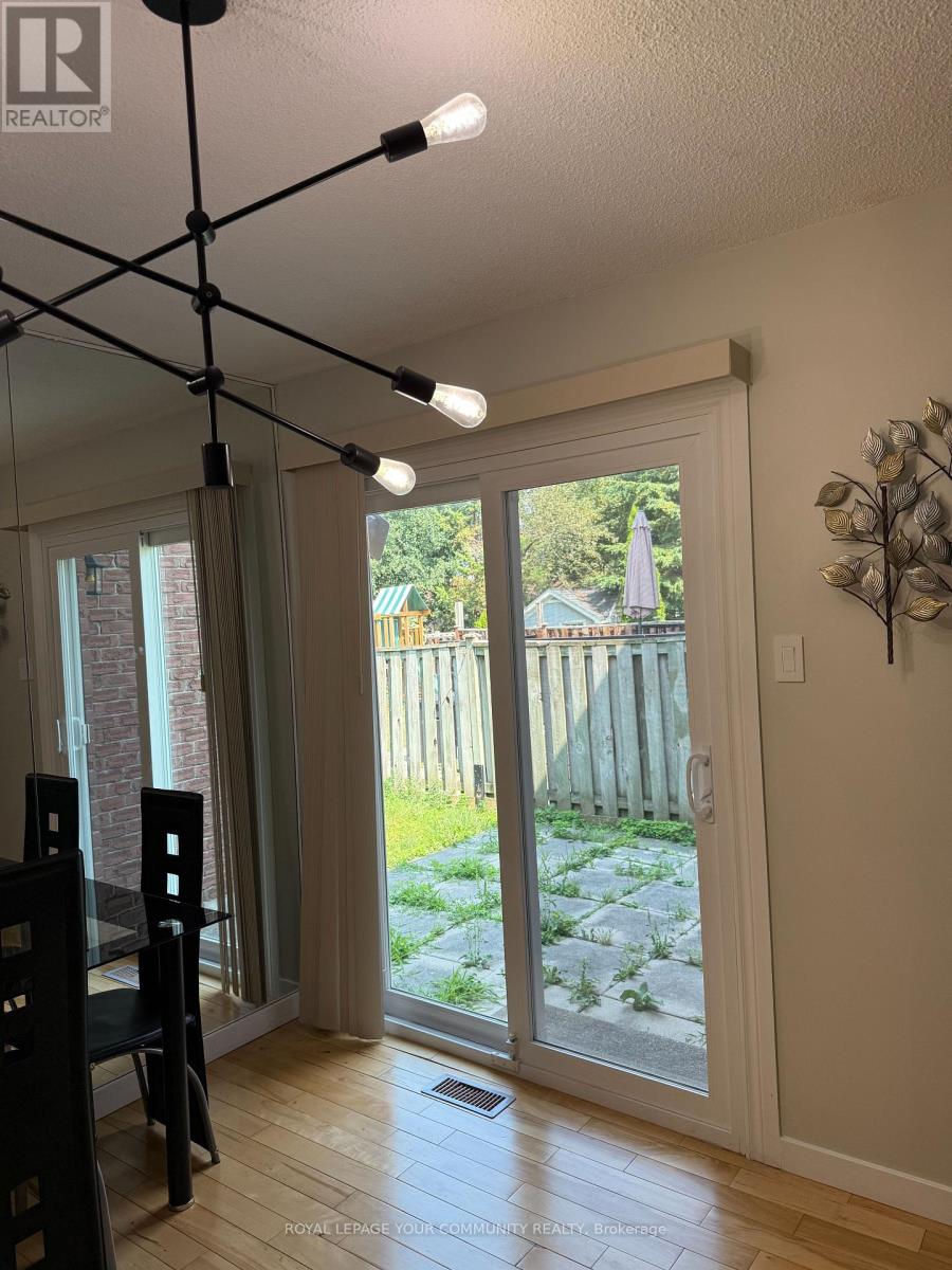 63 Barrett Crescent, Ajax, Ontario  L1T 2C5 - Photo 4 - E12641016