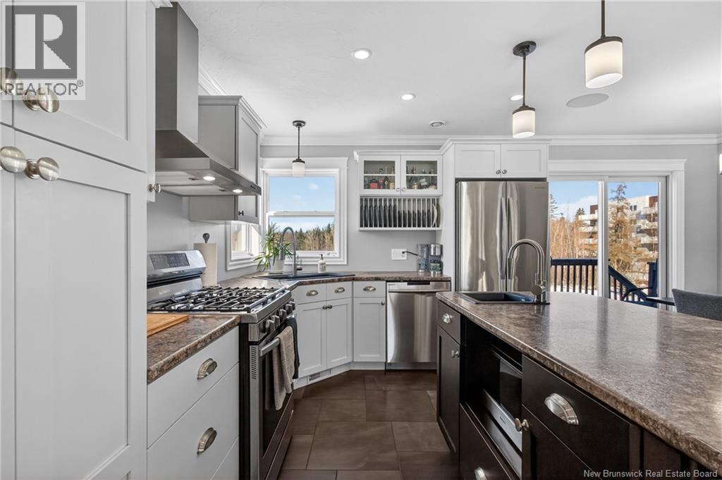9 Hammond, Moncton, New Brunswick  E1A 6C4 - Photo 9 - NB131336
