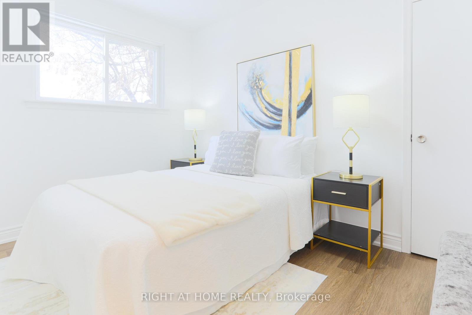 303 Blue Grass Boulevard, Richmond Hill, Ontario  L4C 3H3 - Photo 20 - N12641008