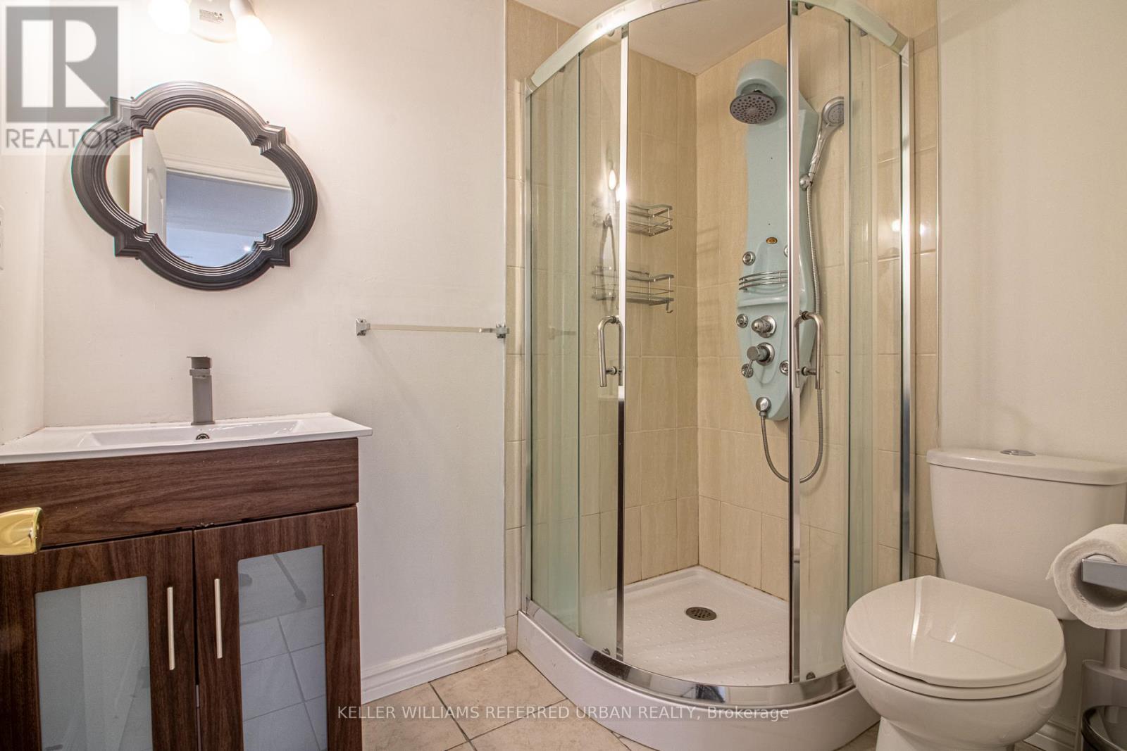 Basement Apartment - 143 Nahanni Drive, Richmond Hill, Ontario  L4B 4M1 - Photo 7 - N12641022