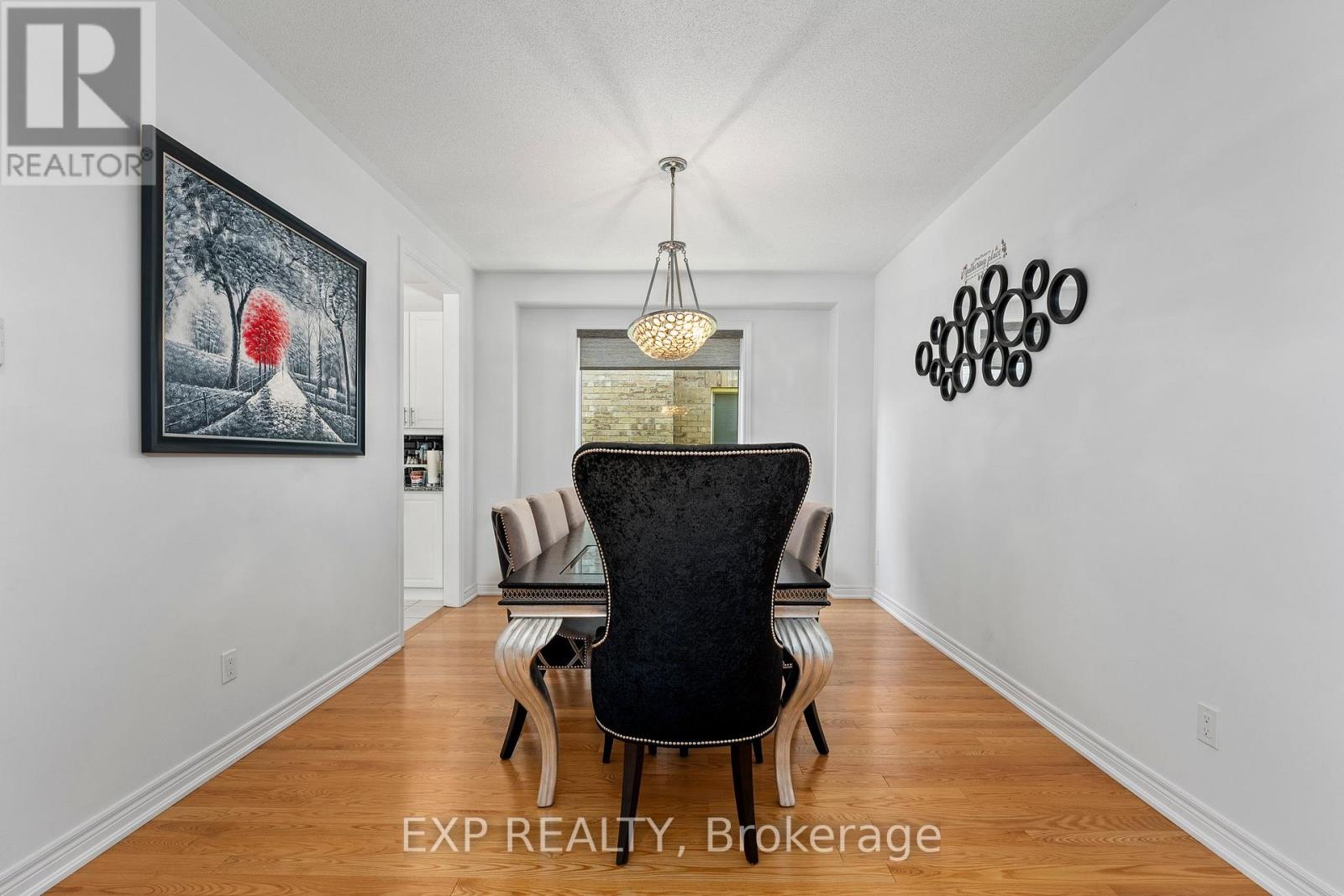 52 John Link Avenue, Georgina, Ontario  L0E 1R0 - Photo 8 - N12641082