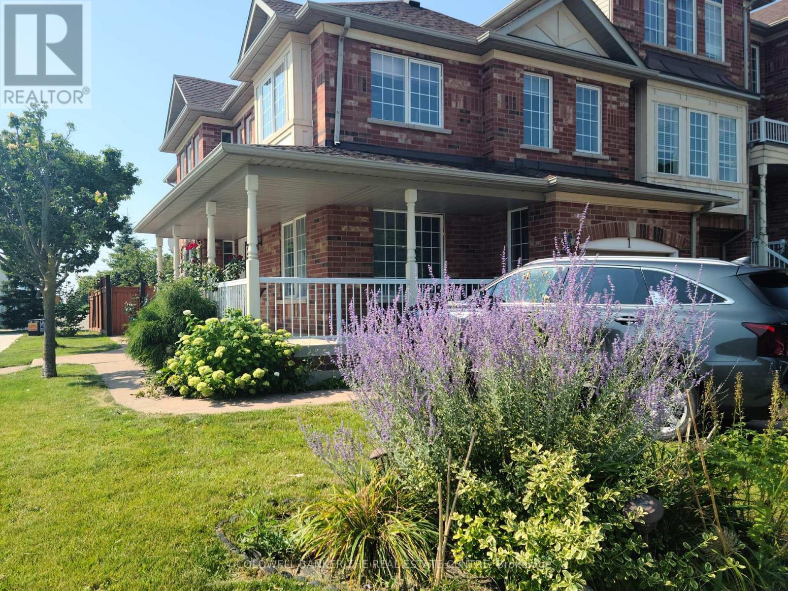 Main Floor - 1 Jarret Court S, Vaughan, Ontario  L6A 3W4 - Photo 5 - N12641096