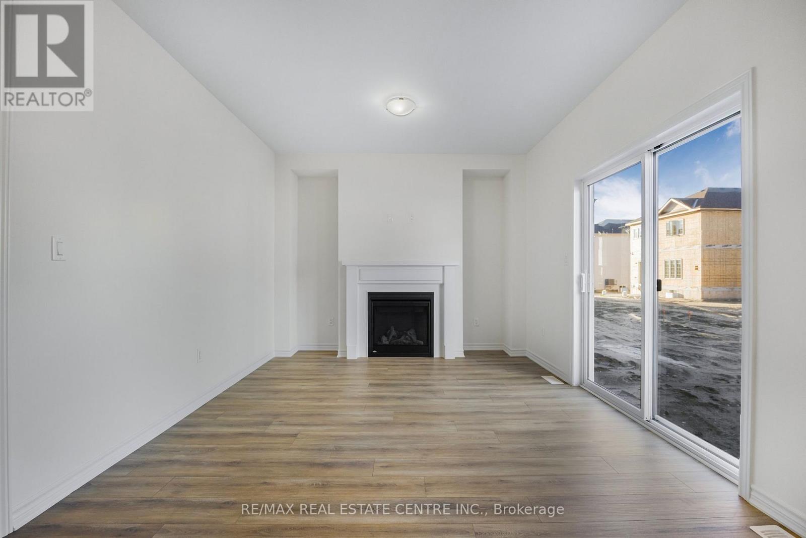 238 Mckenzie Drive, Clearview, Ontario  L0M 1S0 - Photo 13 - S12641060