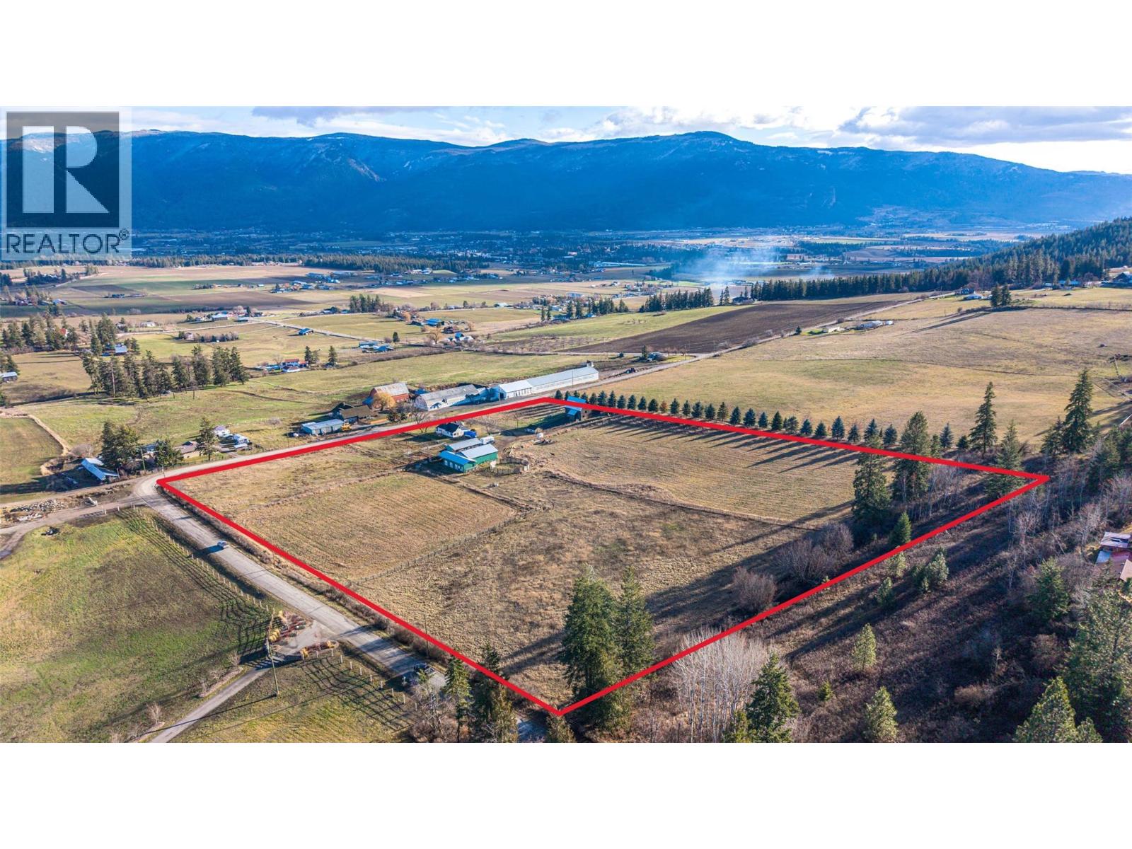 4435 Hallam Road, Armstrong, British Columbia