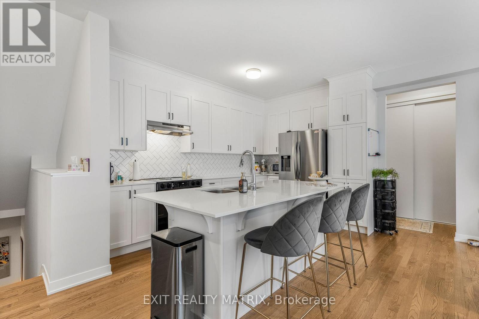 233 Conservancy Drive, Ottawa, Ontario  K2J 7M5 - Photo 12 - X12462761