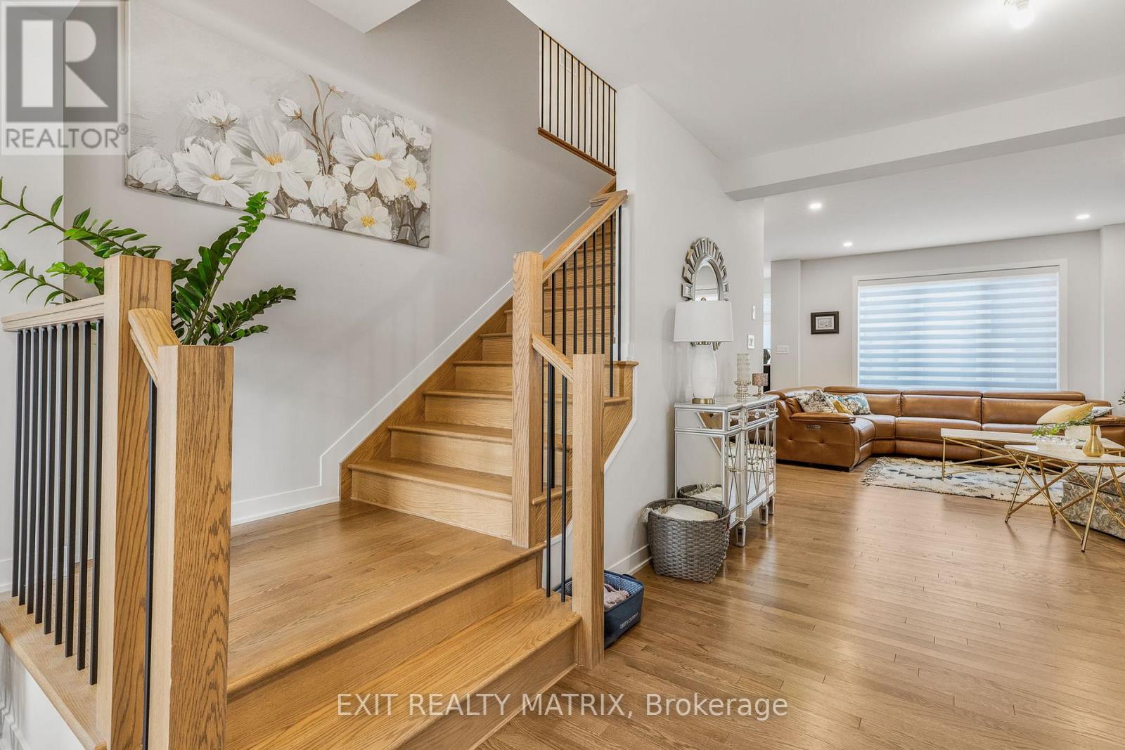 233 Conservancy Drive, Ottawa, Ontario  K2J 7M5 - Photo 5 - X12462761