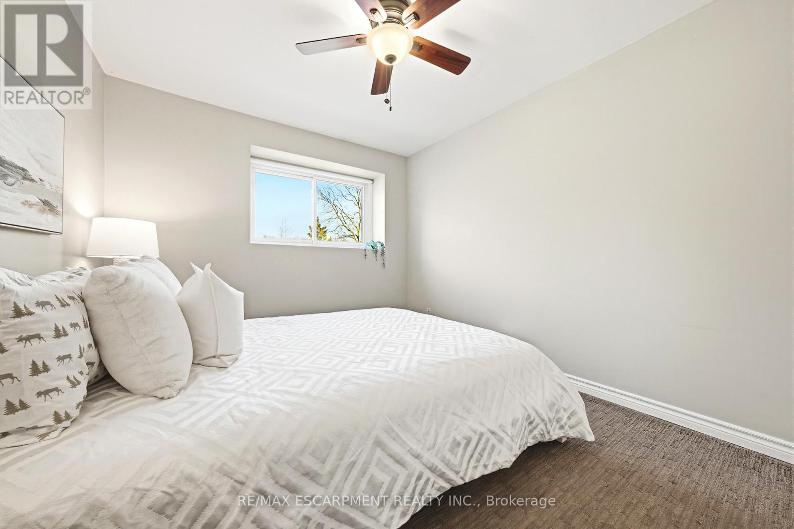 92 - 1584 Newlands Crescent, Burlington, Ontario  L7M 1V6 - Photo 21 - W12641028