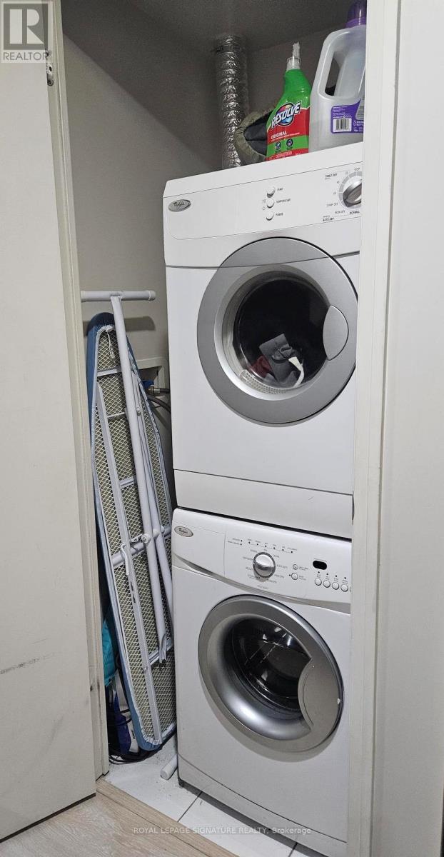 2809 - 5 Valhalla Inn Road, Toronto, Ontario  M4R 2J2 - Photo 9 - W12641072