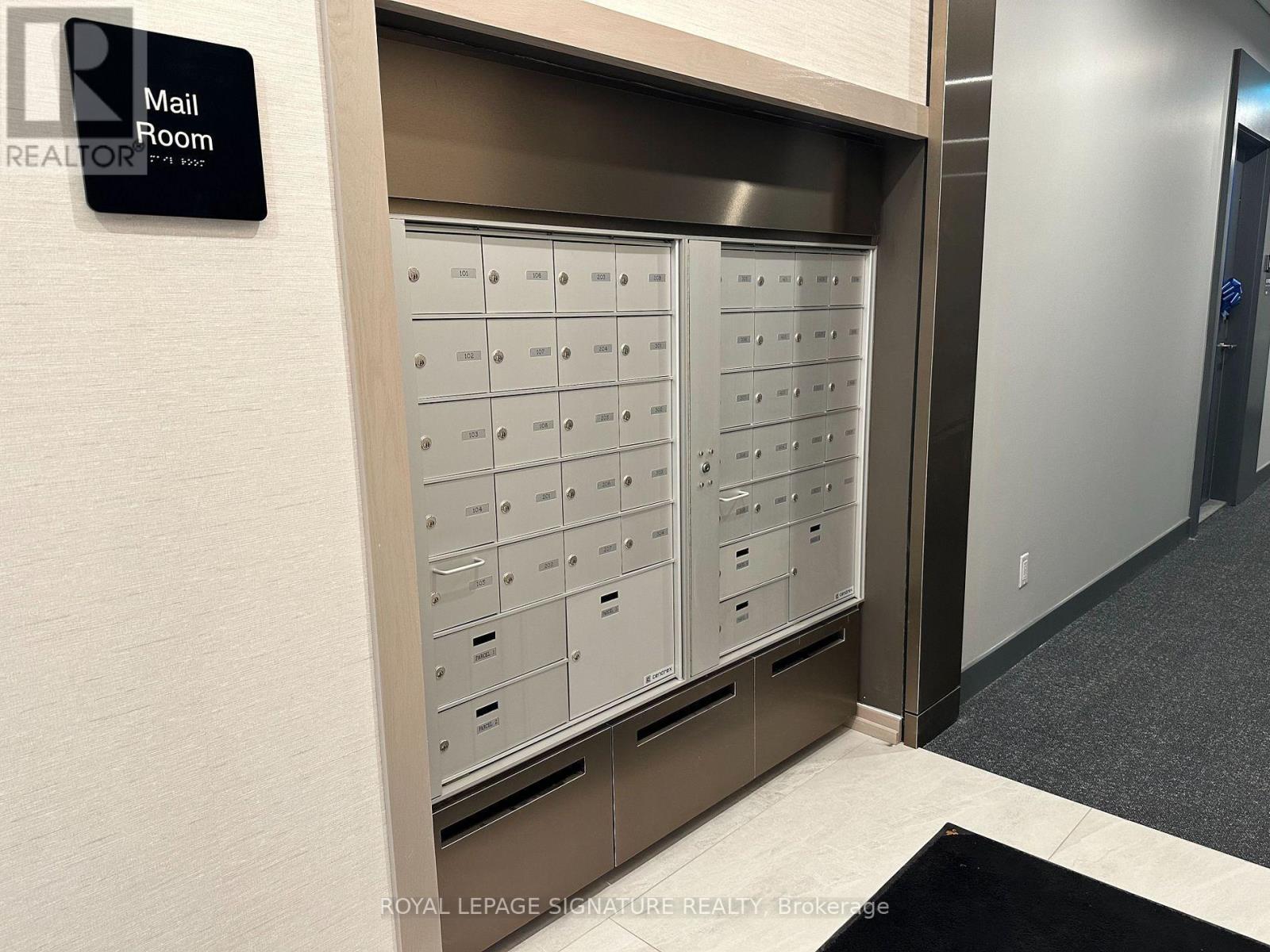 404 - 3285 Carding Mill Trail, Oakville, Ontario  L6M 5P7 - Photo 5 - W12641078