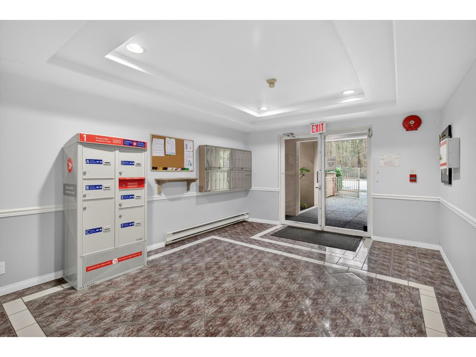 303 9865 140 Street, Surrey, British Columbia  V3T 4M4 - Photo 29 - R3073366