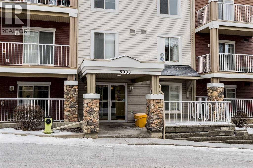 8106, 70 Panamount Drive Nw, Calgary, Alberta  T3K 6L7 - Photo 2 - A2274445