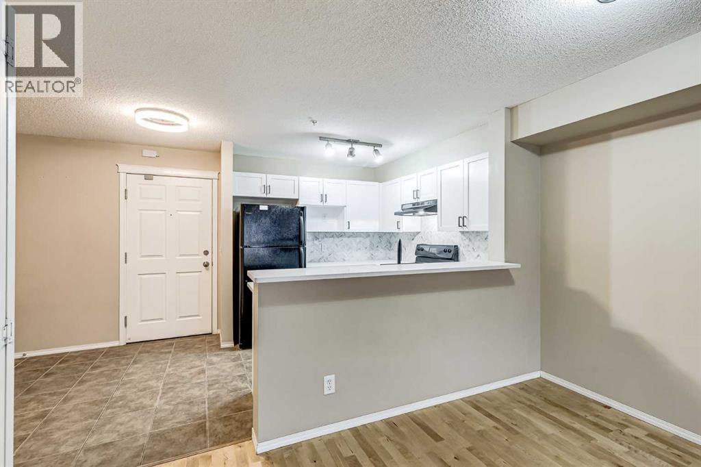 8106, 70 Panamount Drive Nw, Calgary, Alberta  T3K 6L7 - Photo 6 - A2274445