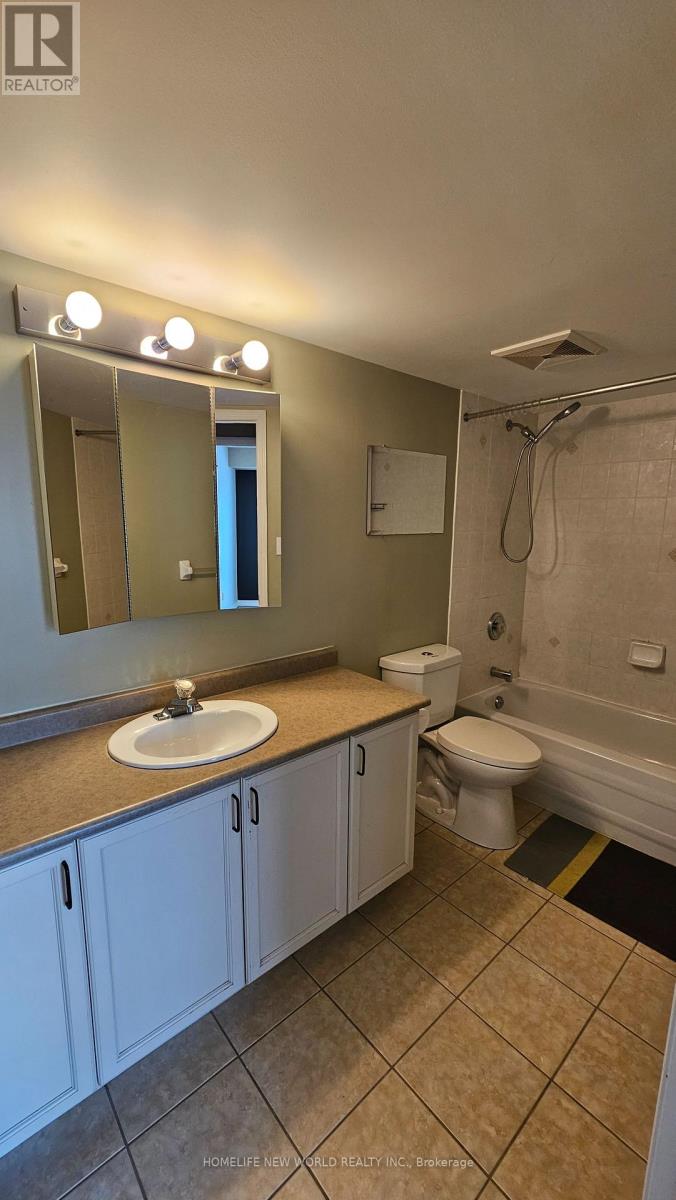 721 - 51 Baffin Court, Richmond Hill, Ontario  L4B 4P6 - Photo 9 - N12603520