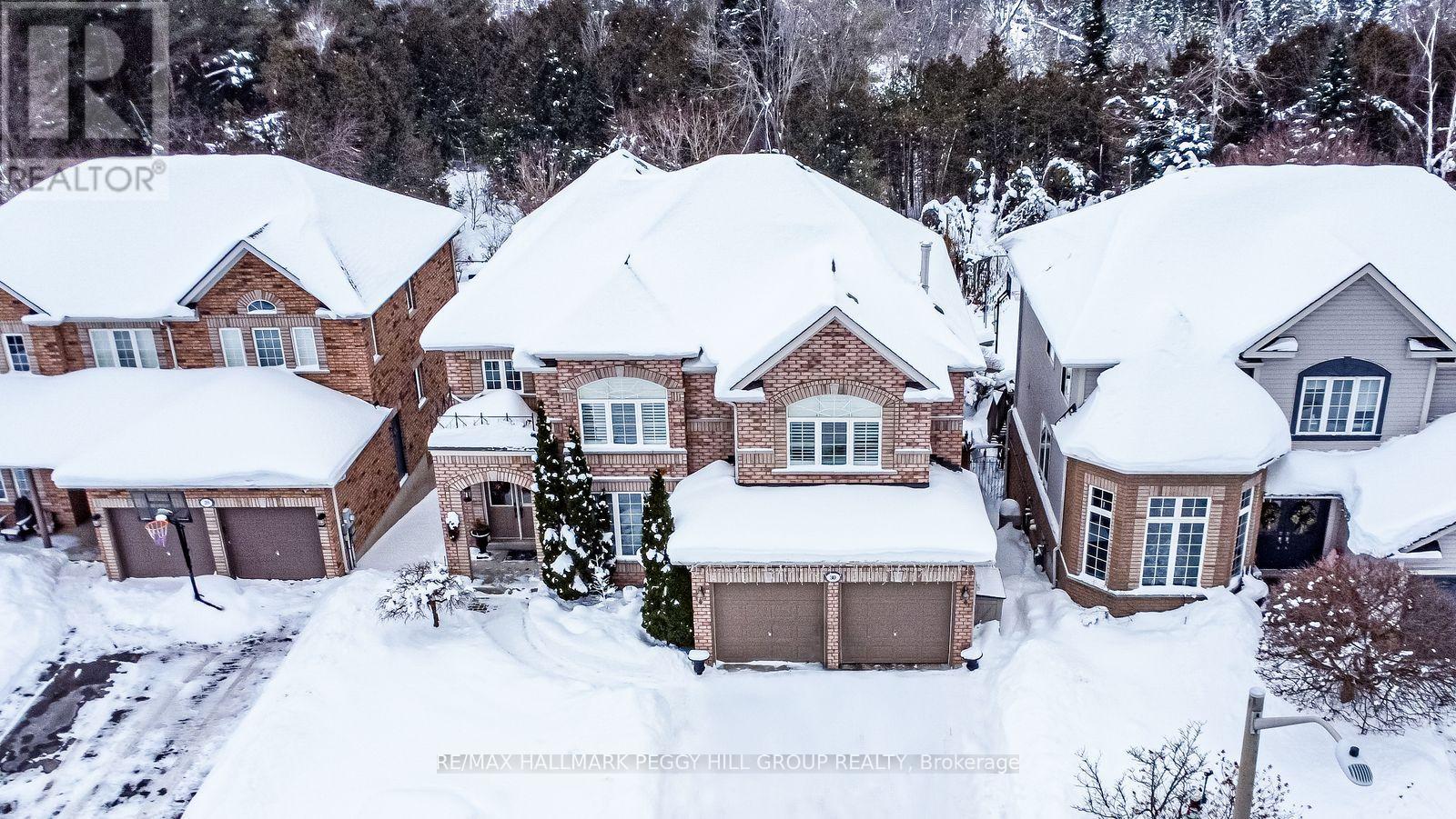 30 Birkhall Place, Barrie, Ontario  L4N 0K6 - Photo 25 - S12413408