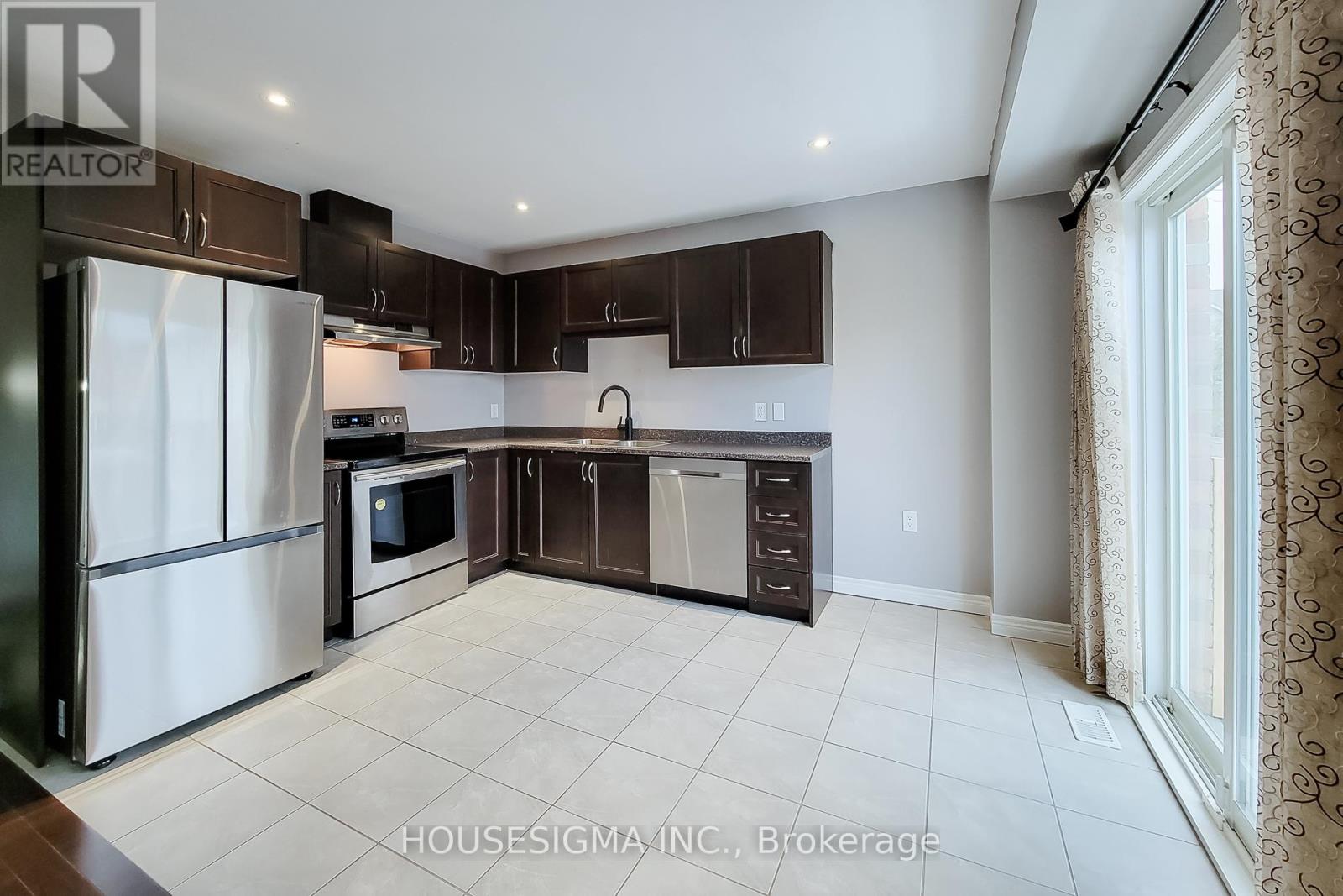 3 - 1354 Upper Sherman Avenue, Hamilton, Ontario  L8W 1C2 - Photo 13 - X12641074