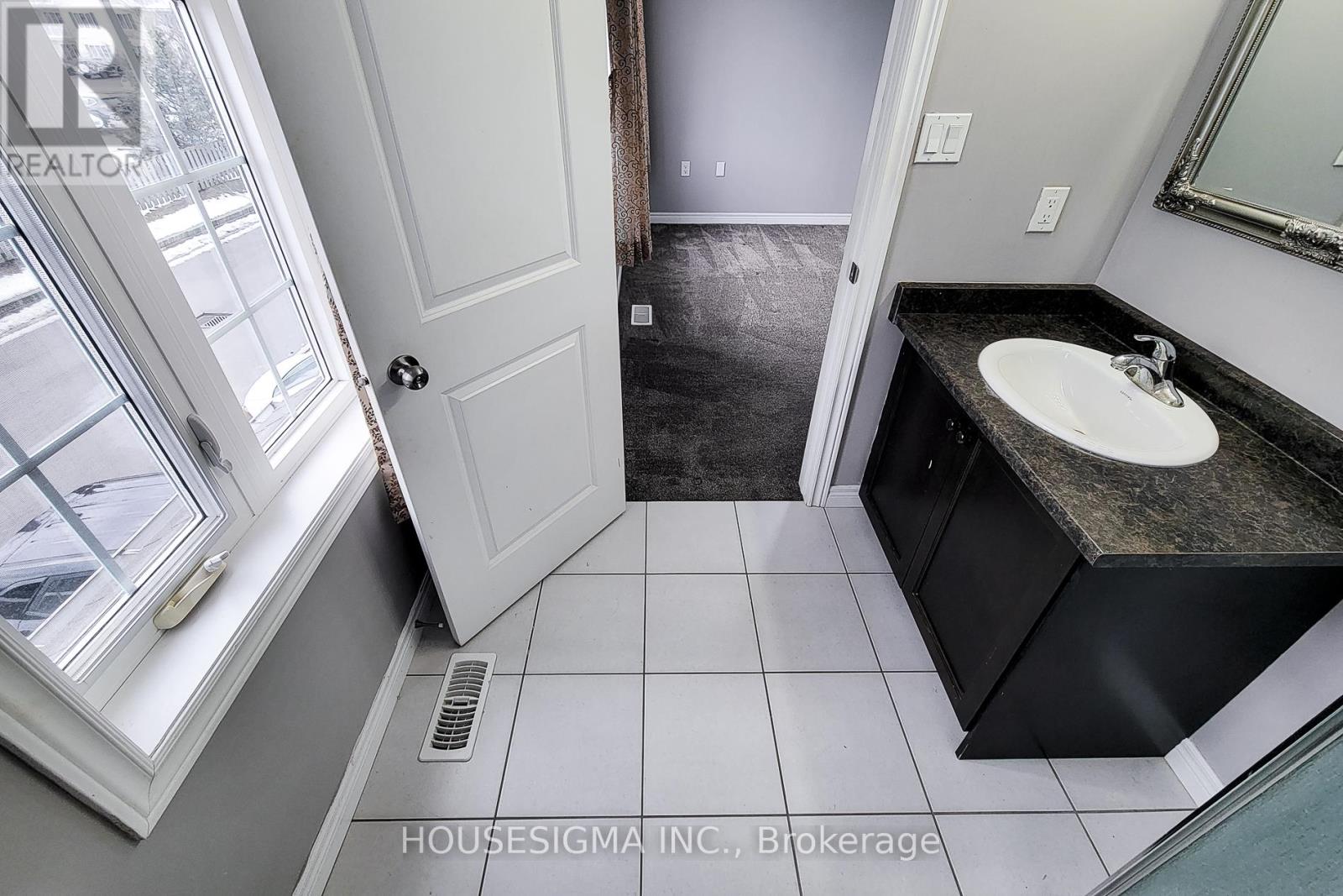 3 - 1354 Upper Sherman Avenue, Hamilton, Ontario  L8W 1C2 - Photo 25 - X12641074