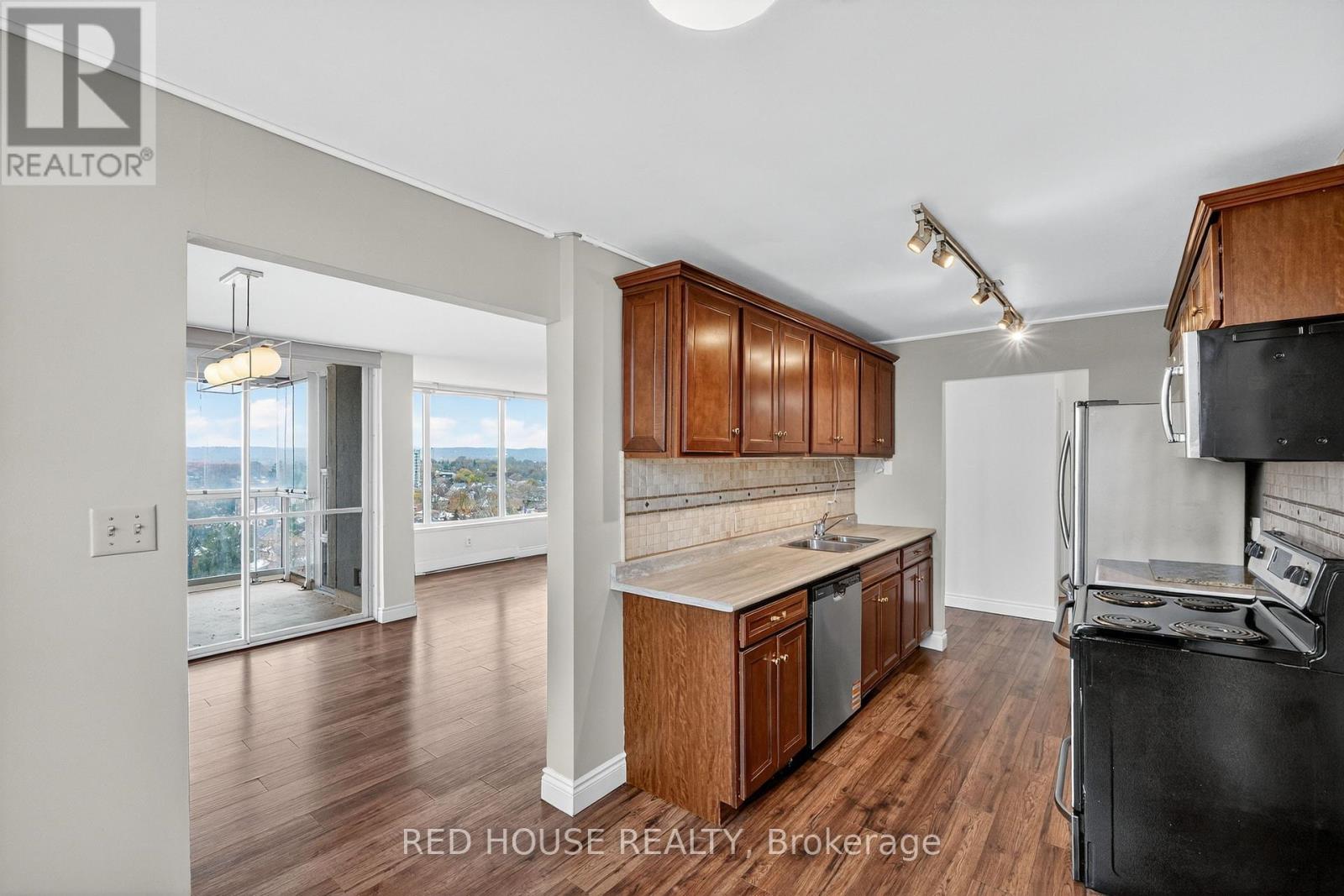 1404 - 75 Queen Street N, Hamilton, Ontario  L8R 3J3 - Photo 12 - X12641086