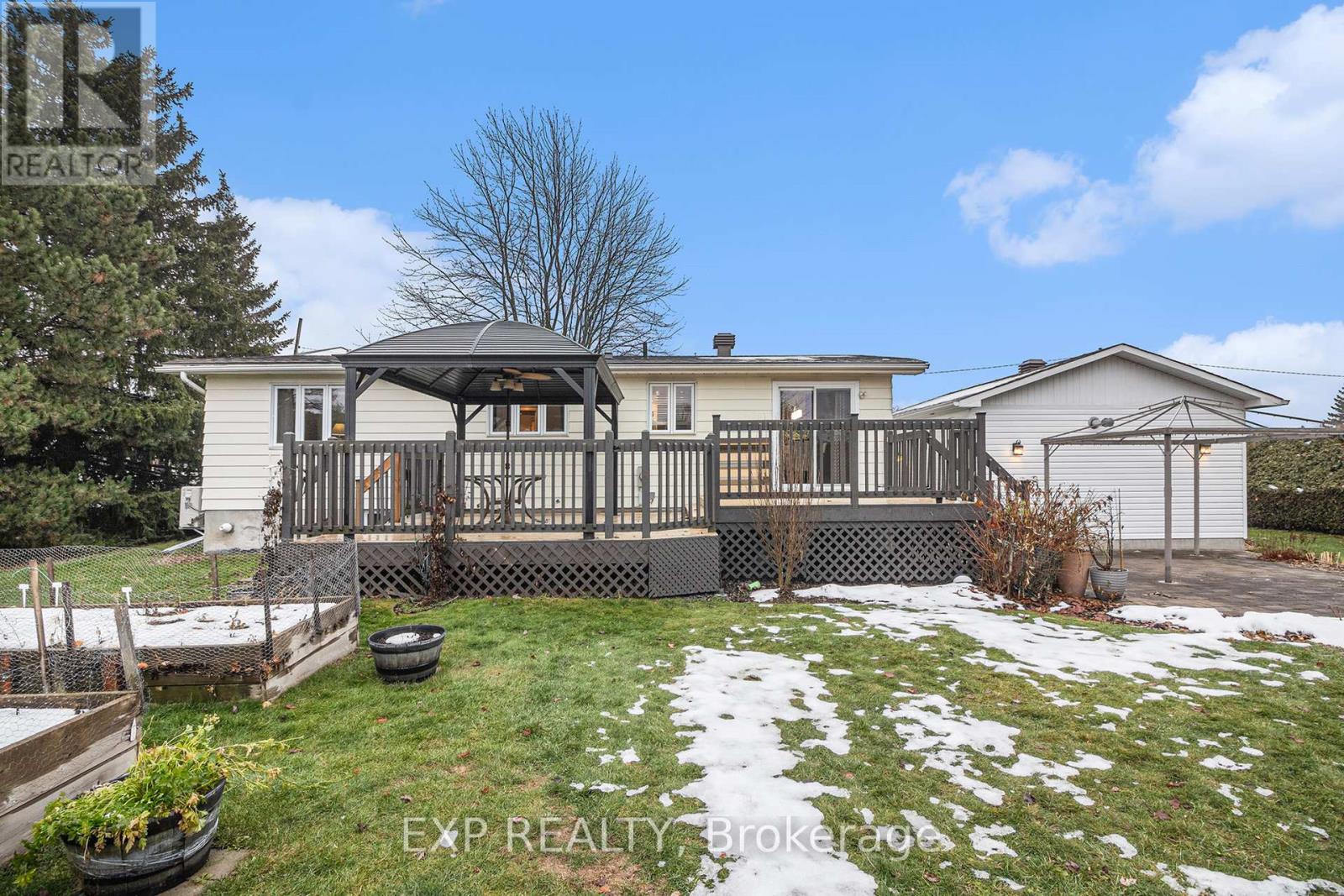 2 Castlebeau Street, Russell, Ontario  K0A 1W0 - Photo 31 - X12641174
