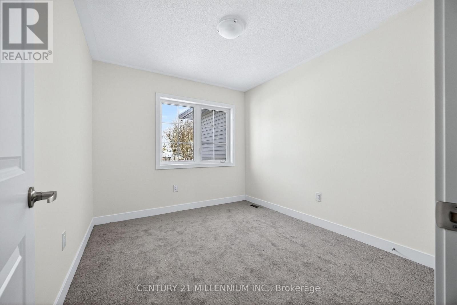 100 Walden Drive, Shelburne, Ontario  L9V 3Y1 - Photo 13 - X12410809