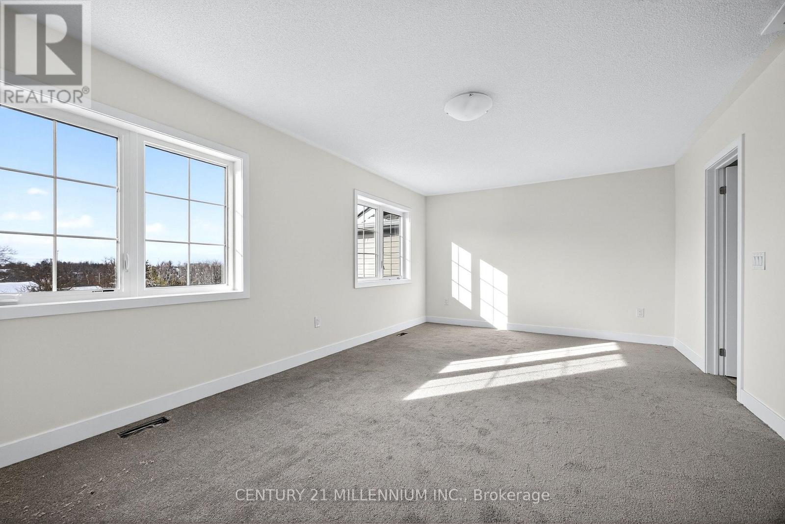 100 Walden Drive, Shelburne, Ontario  L9V 3Y1 - Photo 8 - X12410809