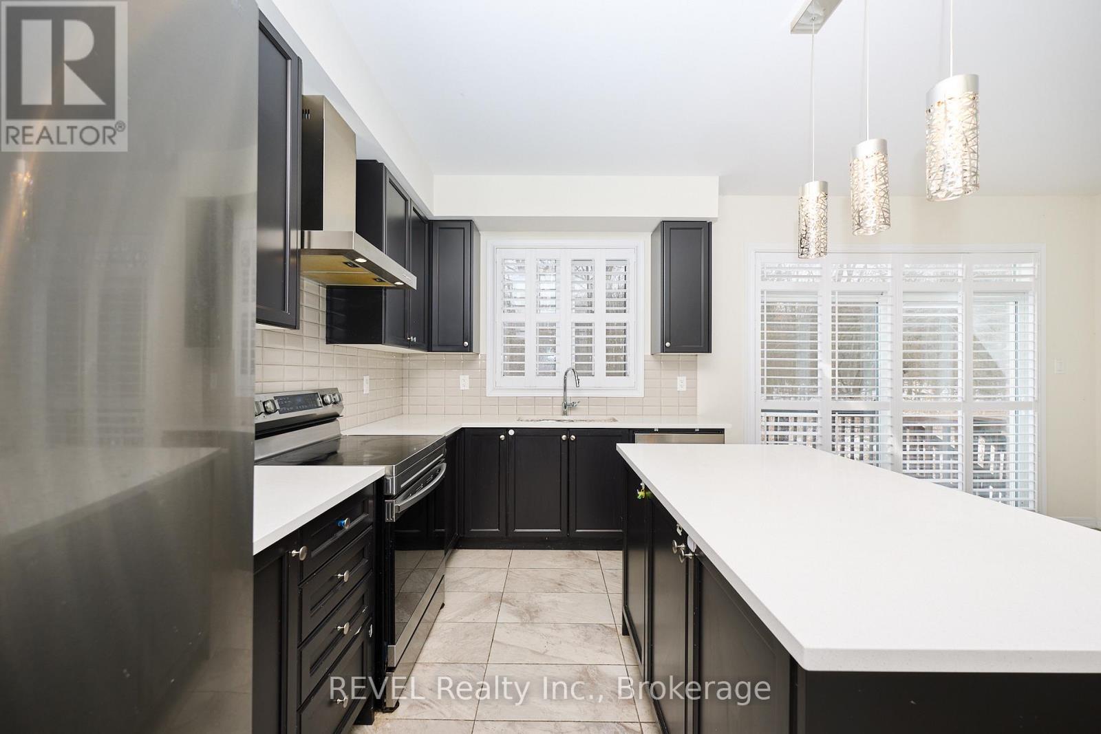 8787 Chickory Trail, Niagara Falls, Ontario  L2H 3S4 - Photo 10 - X12641152