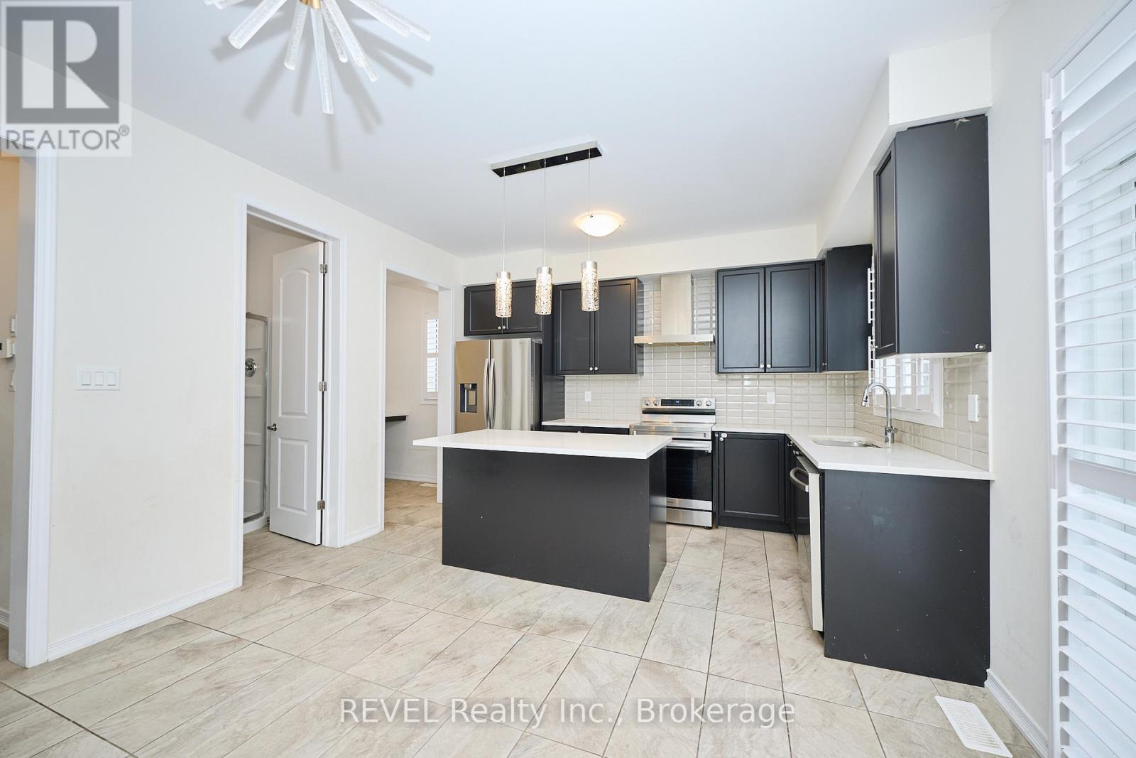 8787 Chickory Trail, Niagara Falls, Ontario  L2H 3S4 - Photo 11 - X12641152